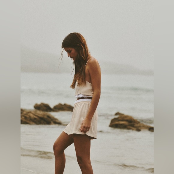 Co-Ord Set SATIN EFFECT CROP TOP and SATIN EFFECT POPLIN TRIM SHORTS - Picture 10 of 16